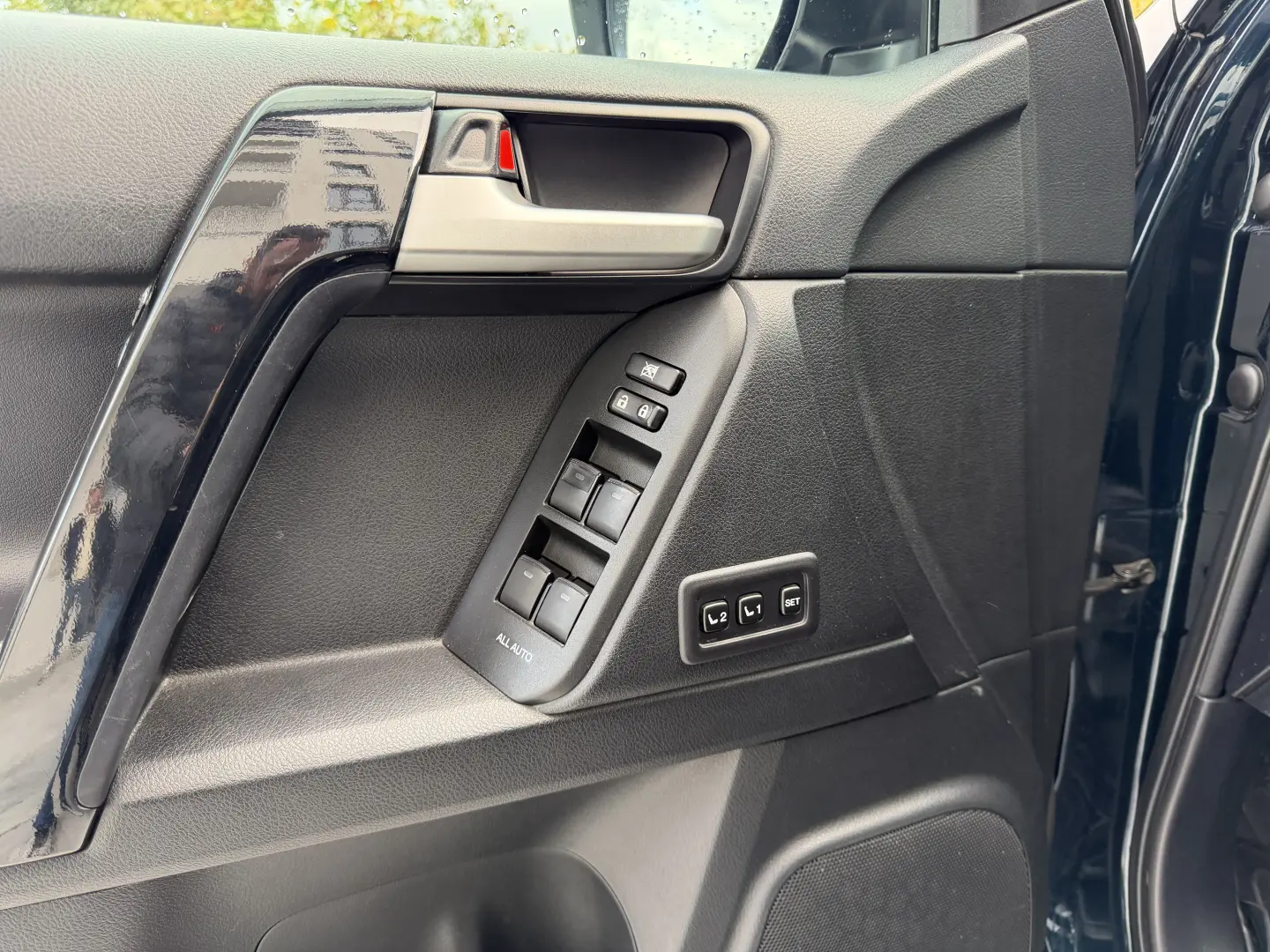 Toyota Land Cruiser 150 2.8D Luxury