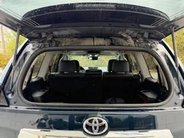 Toyota Land Cruiser 150 2.8D Luxury