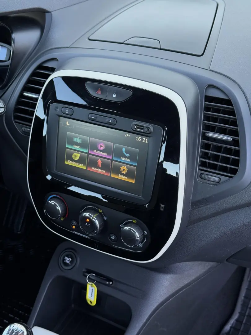 Renault Captur TCe Life