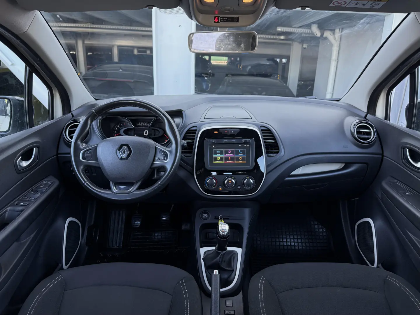 Renault Captur TCe Life