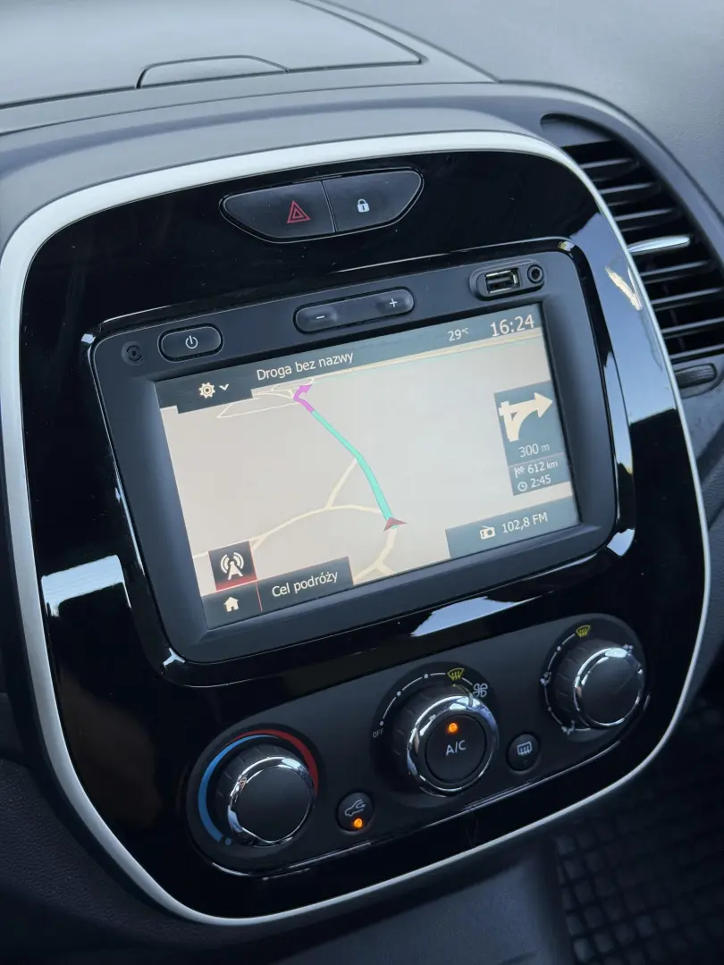 Renault Captur TCe Life
