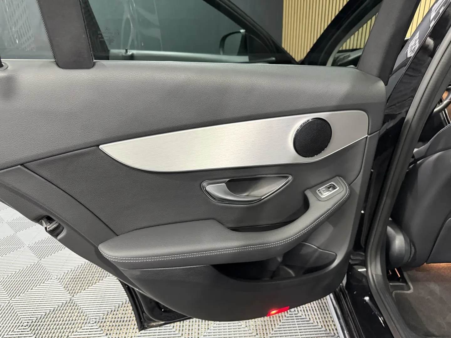 Mercedes-Benz C-Klasse Berline C 180 d Business Solution