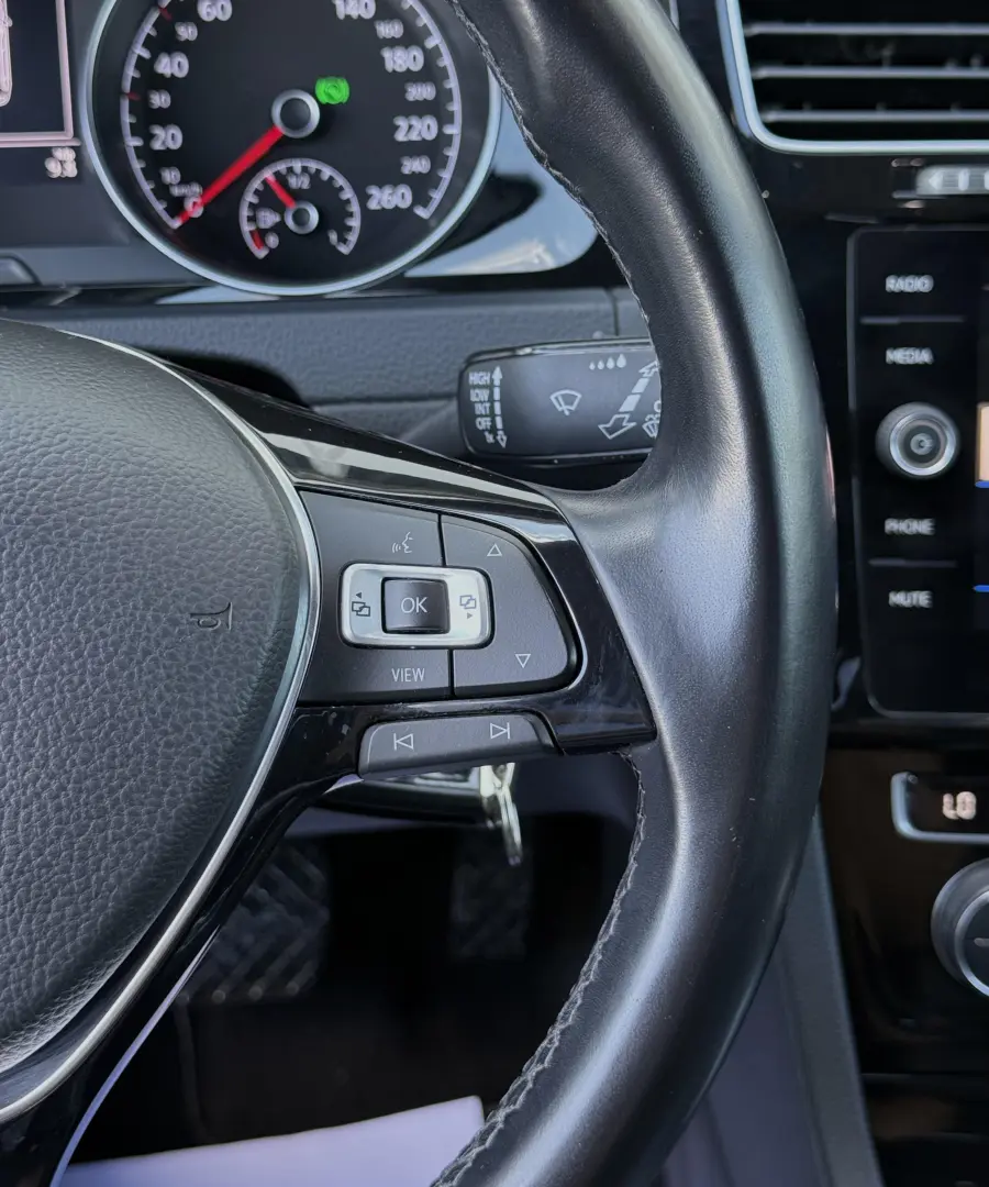 Volkswagen Golf 2.0 TDI DSG 4Motion Highline