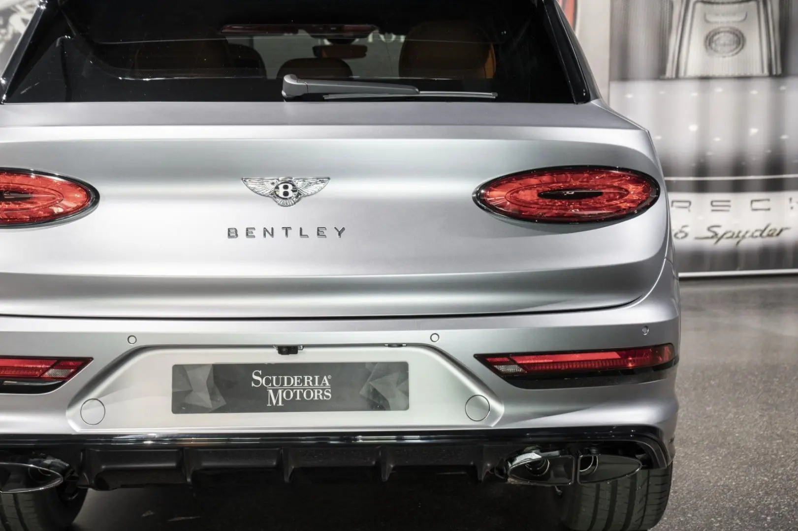 BENTAYGA S   MULLINER DUO-TONE   NAIM-SOUND