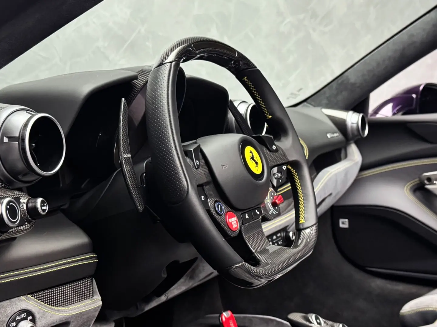 F8 Spider VIOLA JBL CARBON P-DISPLAY ALCANTARA