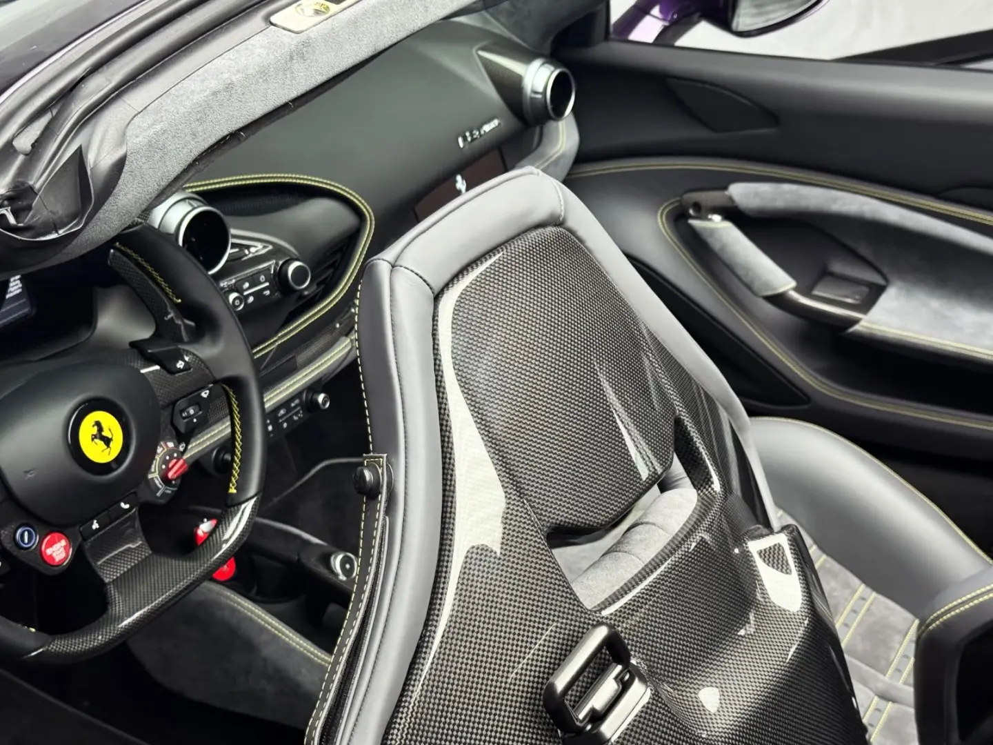 F8 Spider VIOLA JBL CARBON P-DISPLAY ALCANTARA