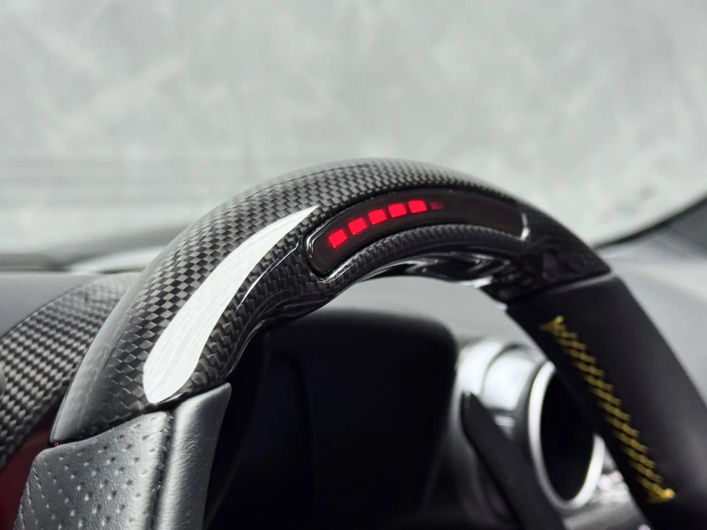 F8 Spider VIOLA JBL CARBON P-DISPLAY ALCANTARA