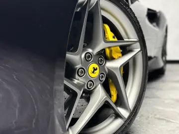 F8 Spider VIOLA JBL CARBON P-DISPLAY ALCANTARA