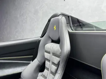 F8 Spider VIOLA JBL CARBON P-DISPLAY ALCANTARA