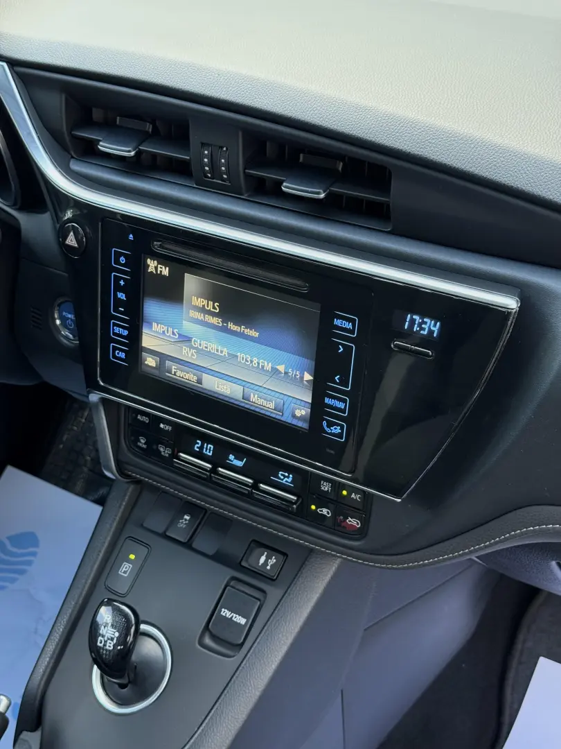 Toyota Auris 1.8 L VVT-i Hybrid