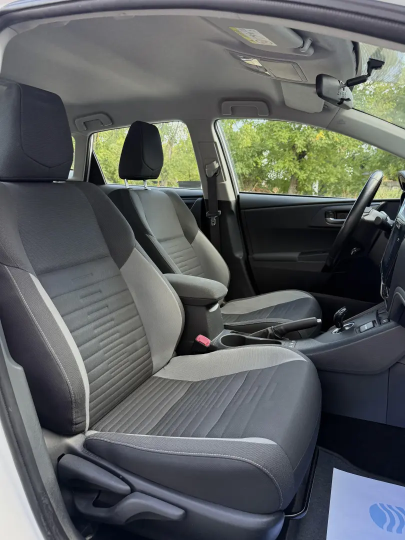Toyota Auris 1.8 L VVT-i Hybrid
