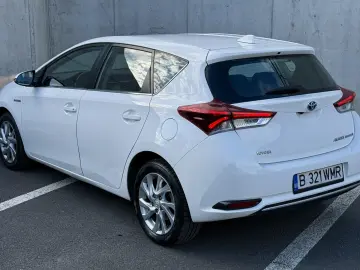 Toyota Auris 1.8 L VVT-i Hybrid