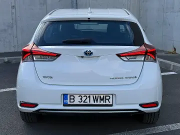Toyota Auris 1.8 L VVT-i Hybrid