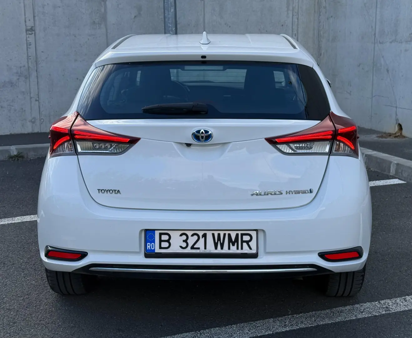 Toyota Auris 1.8 L VVT-i Hybrid