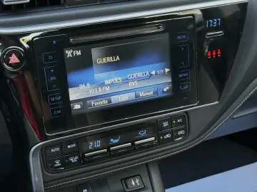 Toyota Auris 1.8 L VVT-i Hybrid
