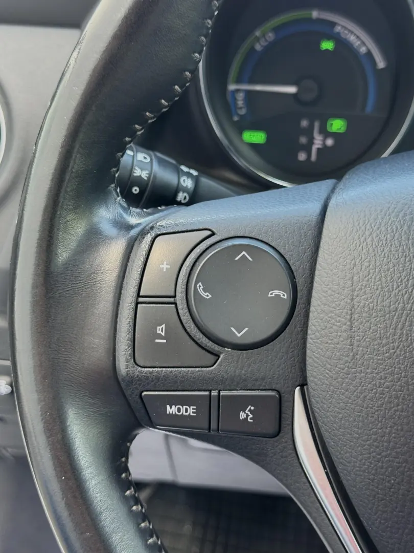 Toyota Auris 1.8 L VVT-i Hybrid