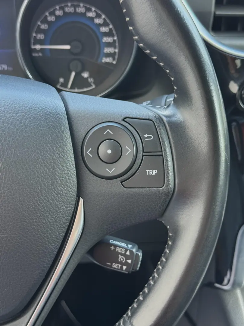 Toyota Auris 1.8 L VVT-i Hybrid