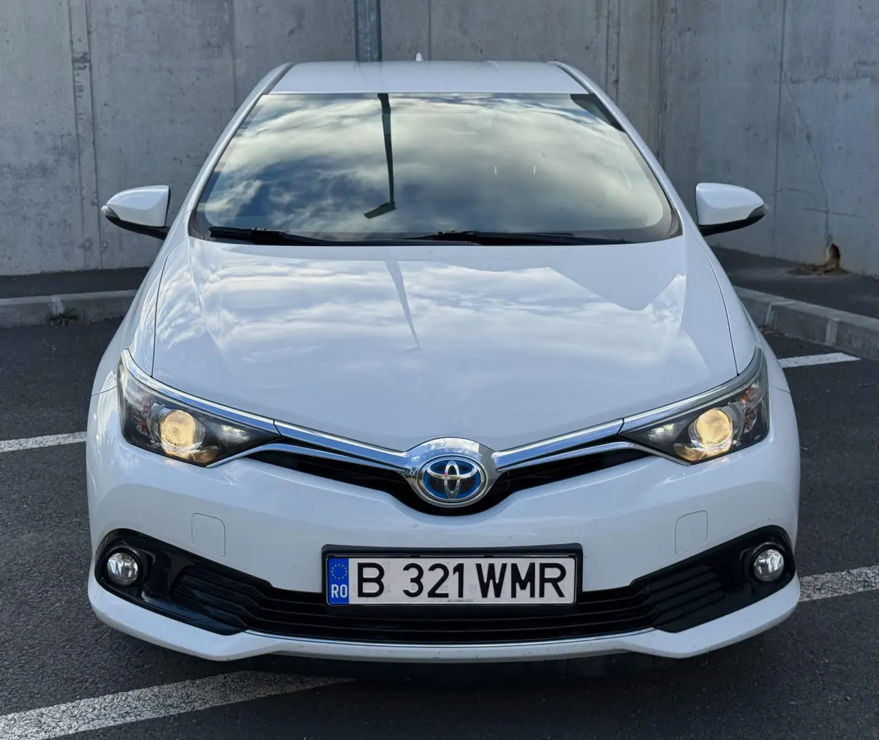 Toyota Auris 1.8 L VVT-i Hybrid