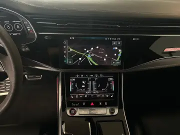 Audi RSQ8 qu DESIGN-PAKET PANO SBL