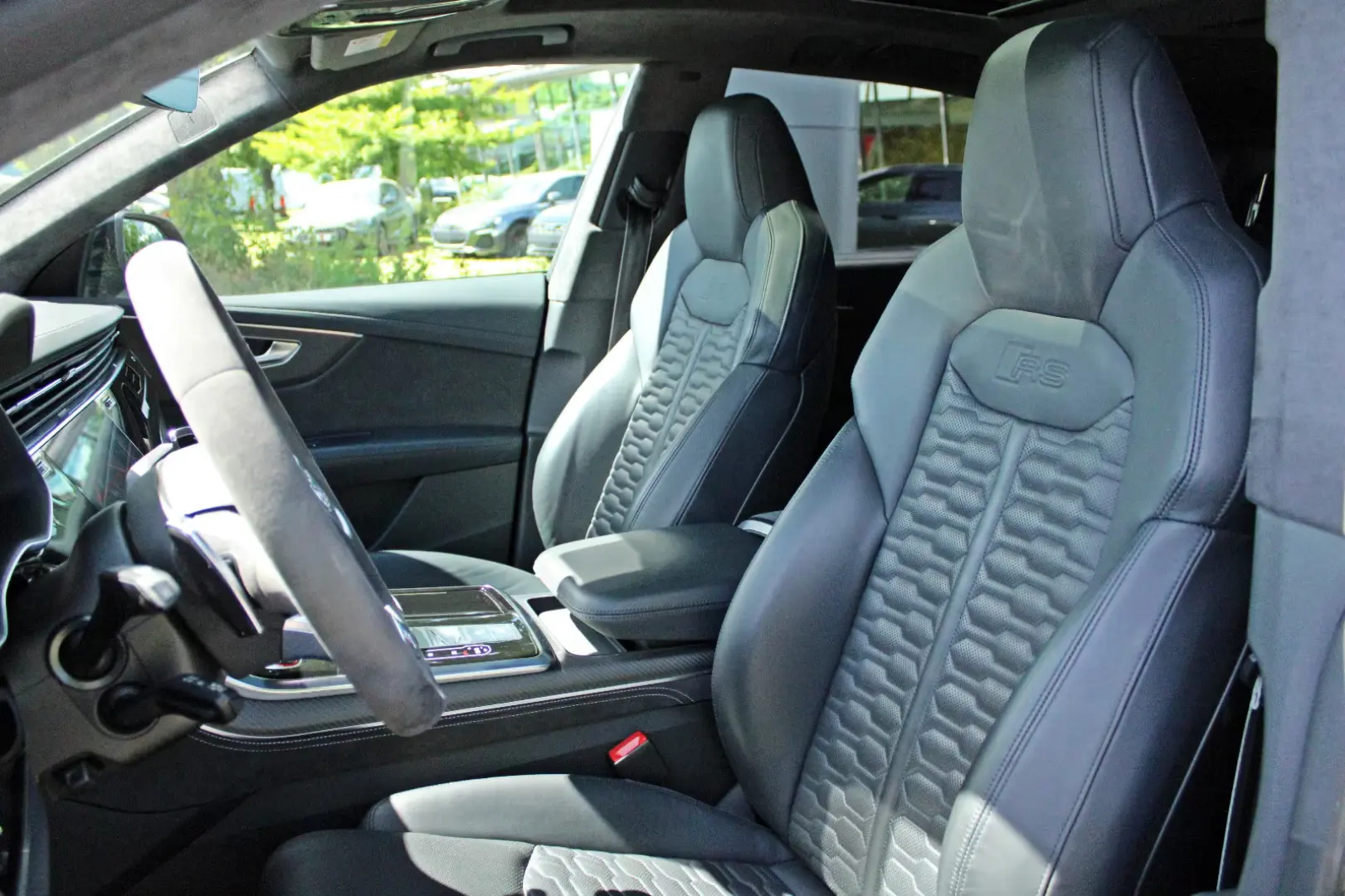Audi RSQ8 qu KERAMIK PANO B&O