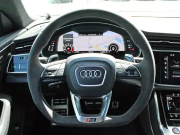 Audi RSQ8 qu KERAMIK PANO B&O