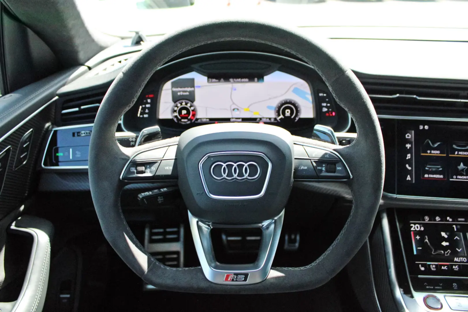 Audi RSQ8 qu KERAMIK PANO B&O