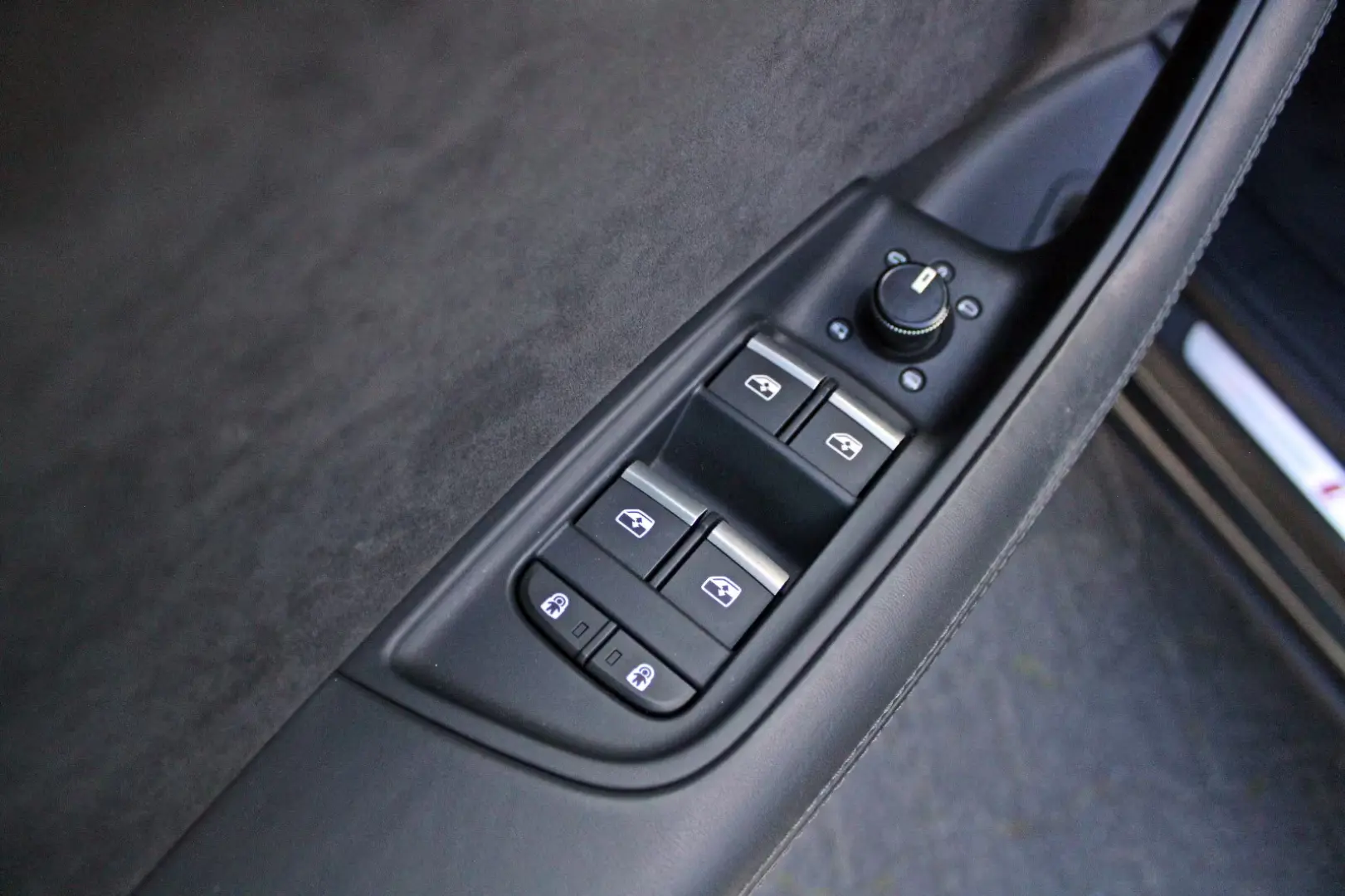 Audi RSQ8 qu KERAMIK PANO B&O