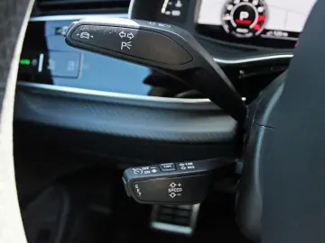 Audi RSQ8 qu KERAMIK PANO B&O