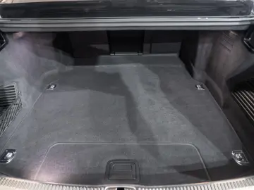 Audi A8 60 TFSI e quattro Tiptronic