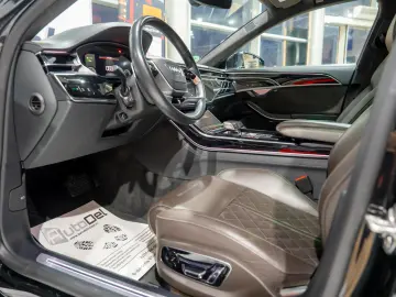 Audi A8 60 TFSI e quattro Tiptronic