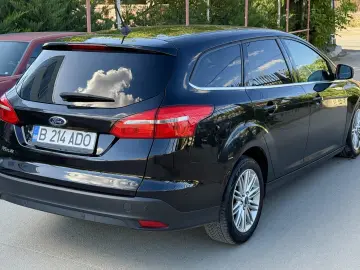 Ford Focus Turnier 1.5 EcoBlue Aut. TITANIUM
