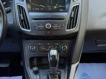 Ford Focus Turnier 1.5 EcoBlue Aut. TITANIUM