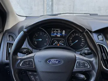 Ford Focus Turnier 1.5 EcoBlue Aut. TITANIUM