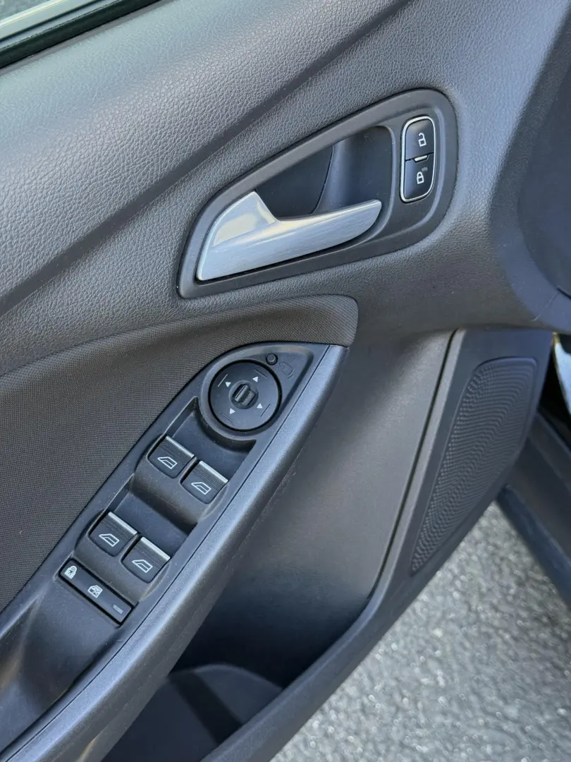 Ford Focus Turnier 1.5 EcoBlue Aut. TITANIUM