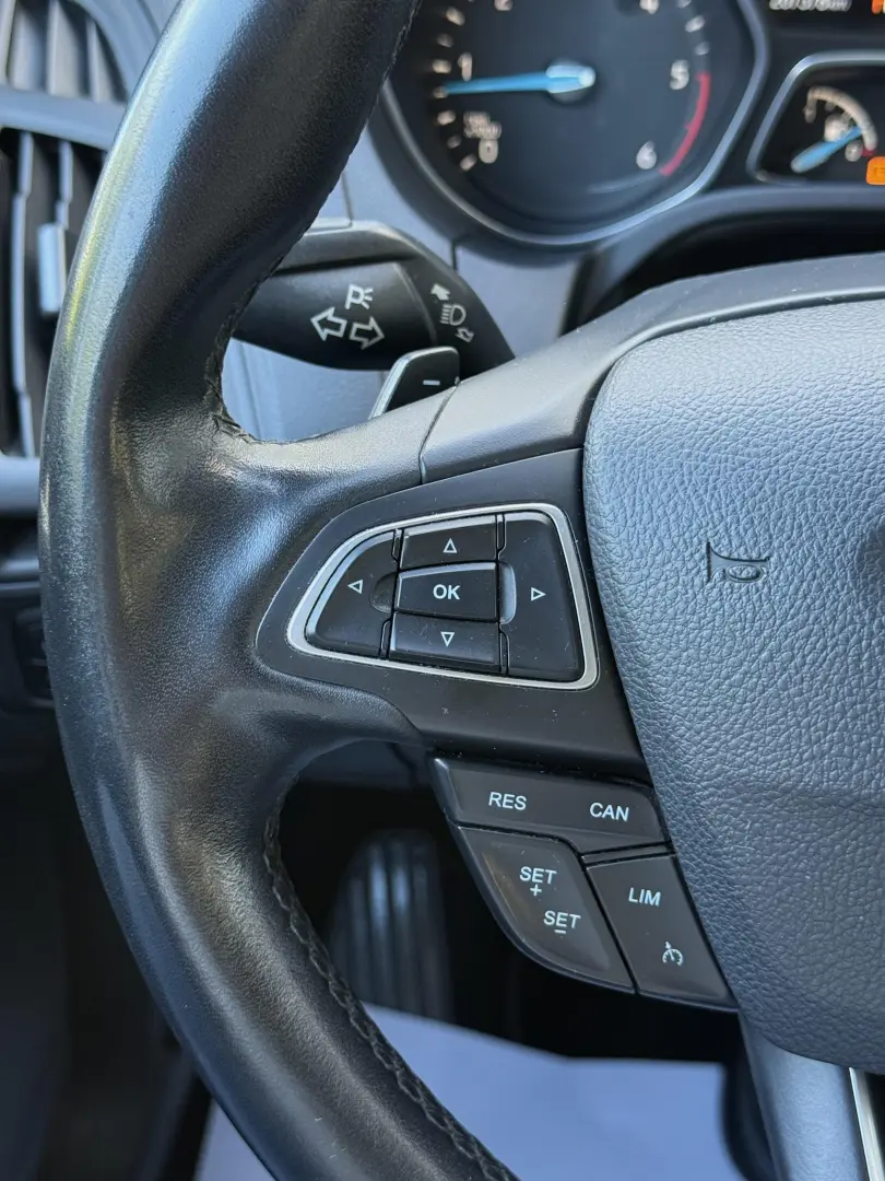 Ford Focus Turnier 1.5 EcoBlue Aut. TITANIUM