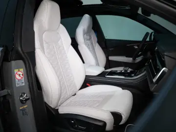 Audi RSQ8 4.0 TFSI QU PANO EXCLUSIV DYNAMI