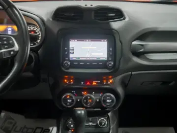 Jeep Renegade 2 0 M-Jet 4WD Automatik ''Trailhawk''