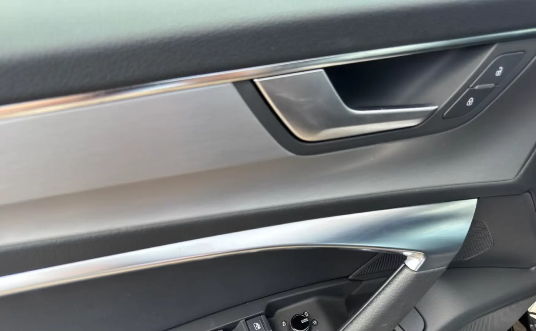 Audi A6 Limuzina S-line 40 TDI S-tronic Navi