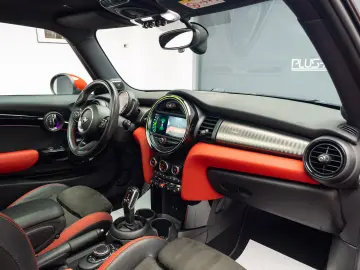 Mini John Cooper Works H&K Pano