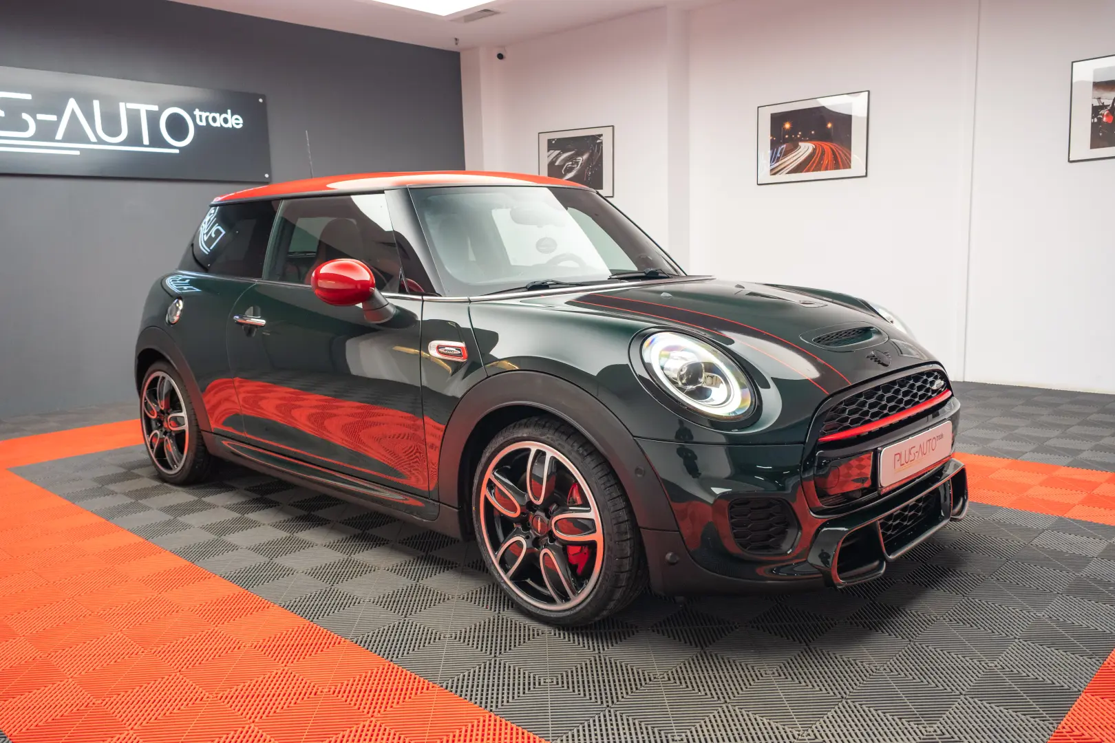 Mini John Cooper Works H&K Pano