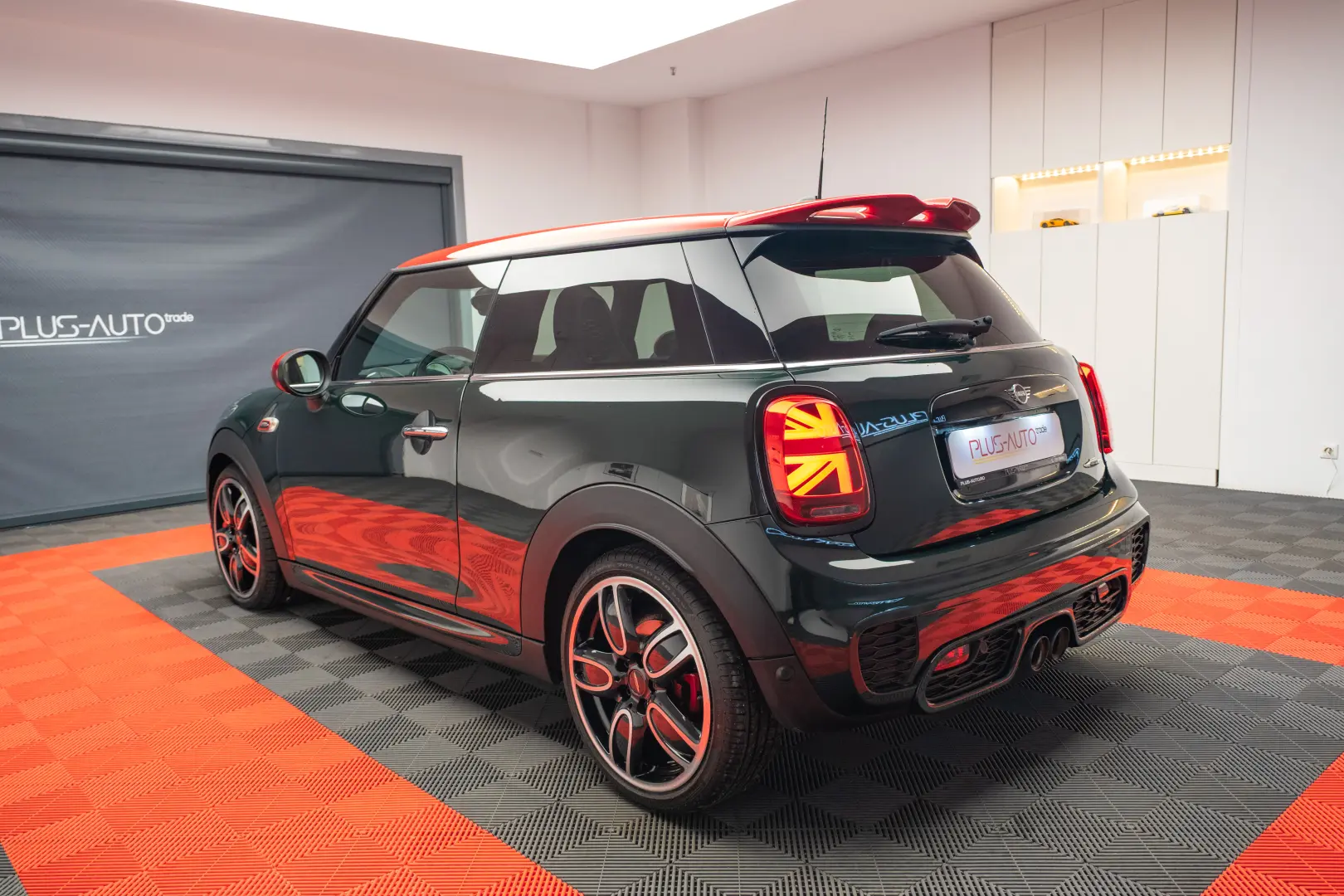 Mini John Cooper Works H&K Pano