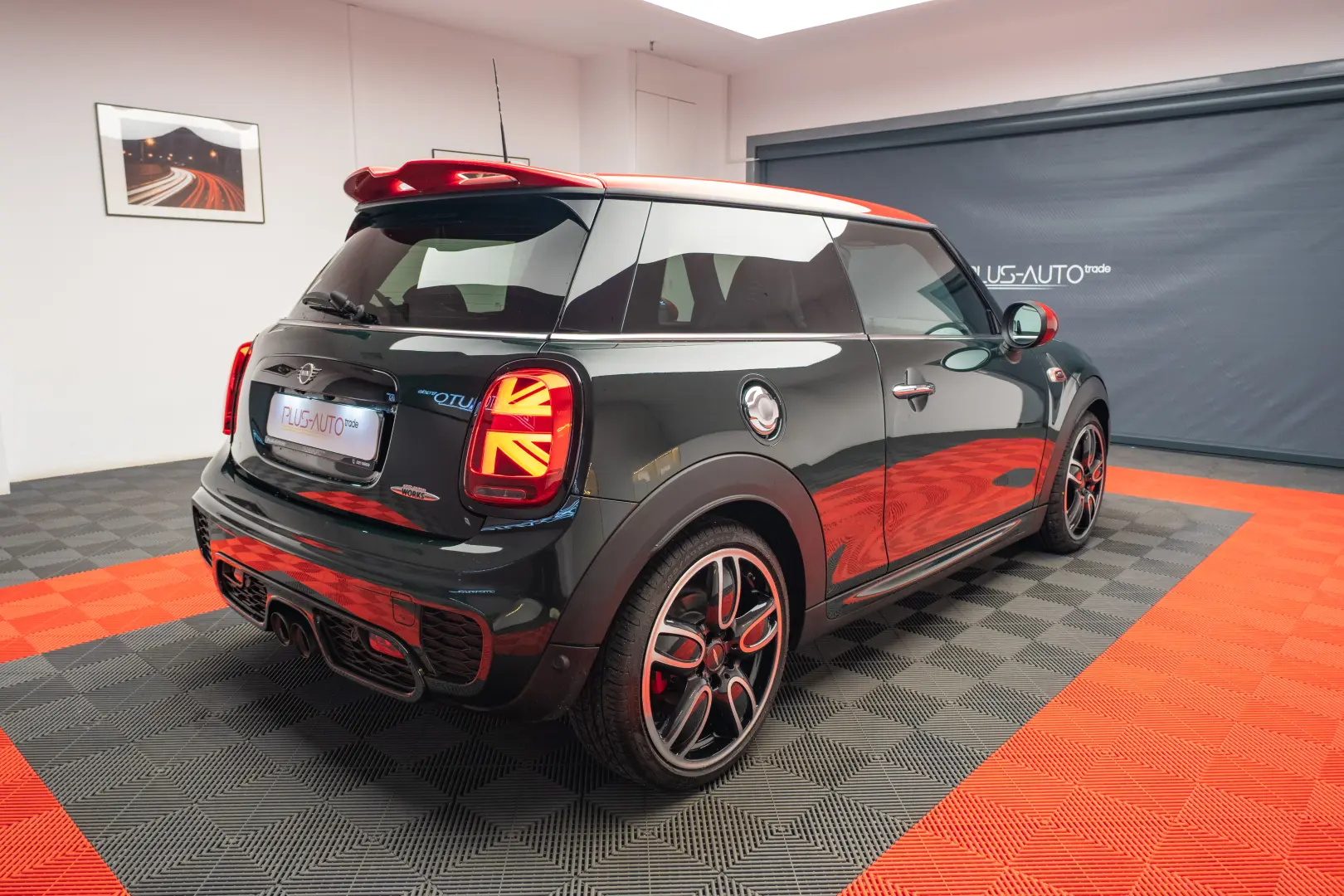 Mini John Cooper Works H&K Pano