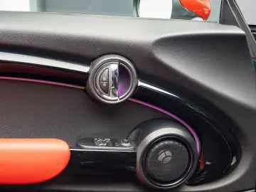 Mini John Cooper Works H&K Pano