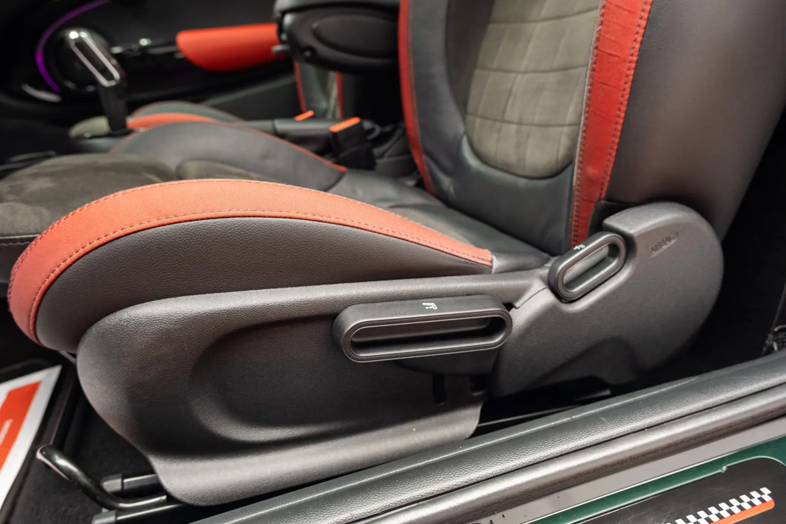 Mini John Cooper Works H&K Pano