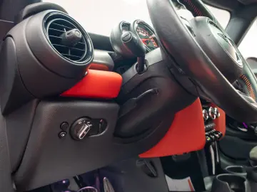 Mini John Cooper Works H&K Pano