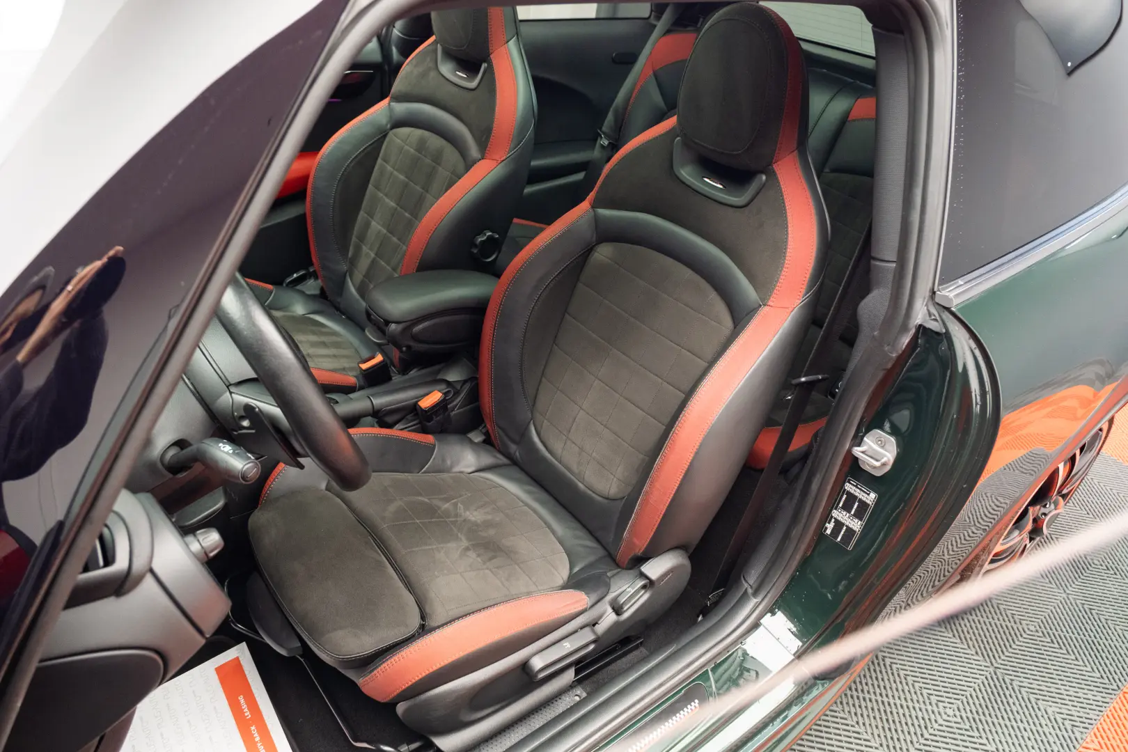 Mini John Cooper Works H&K Pano