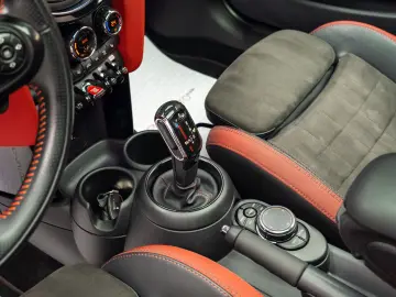 Mini John Cooper Works H&K Pano