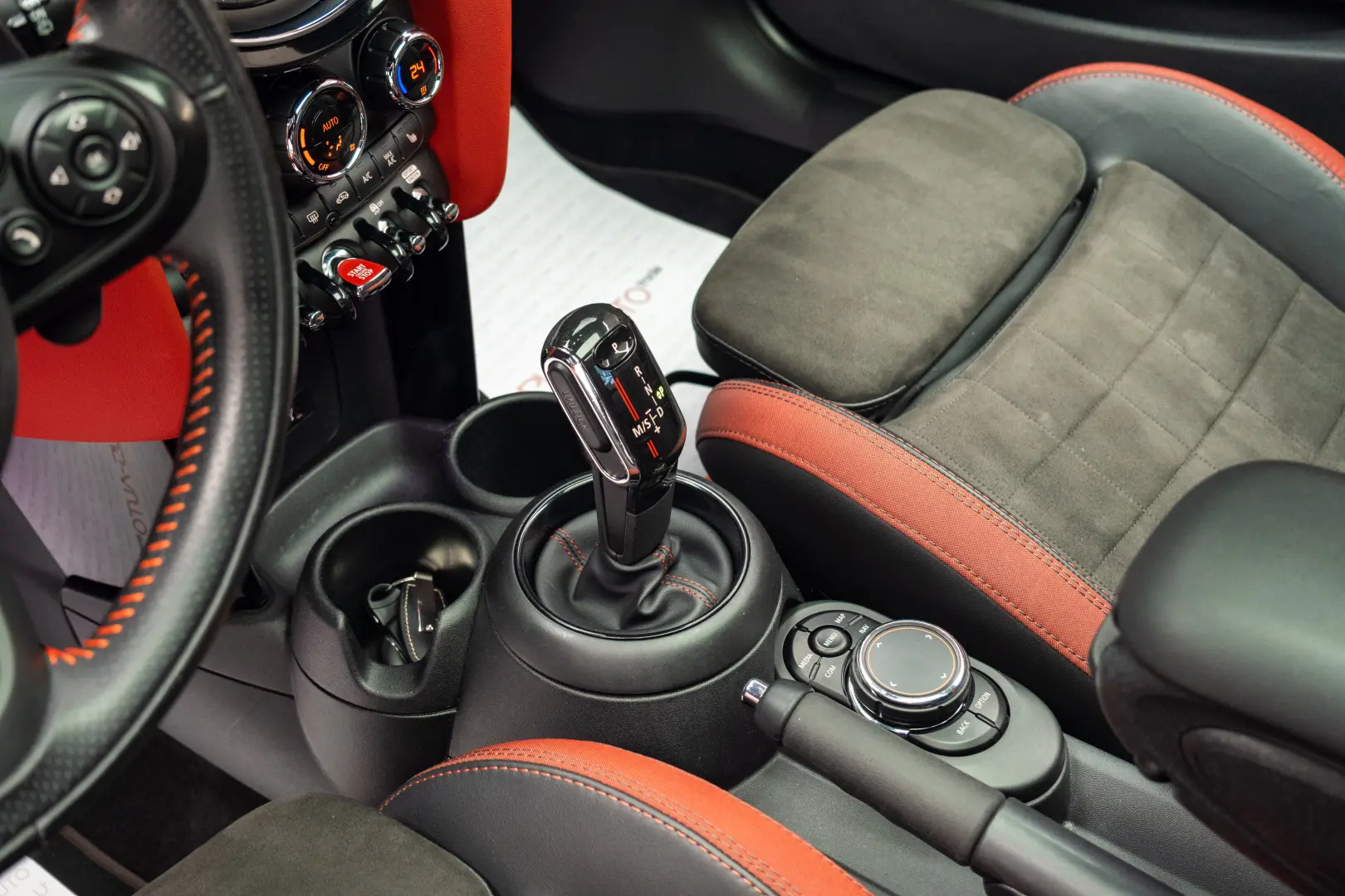 Mini John Cooper Works H&K Pano