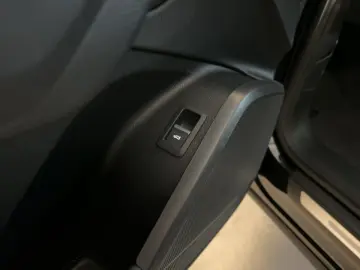 Q5 40 TDI quattro S tronic AHK Navi Kamera ACC