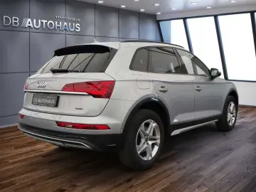 Q5 advanced 40 2.0 TDI quattro S-tronic MMI Pano